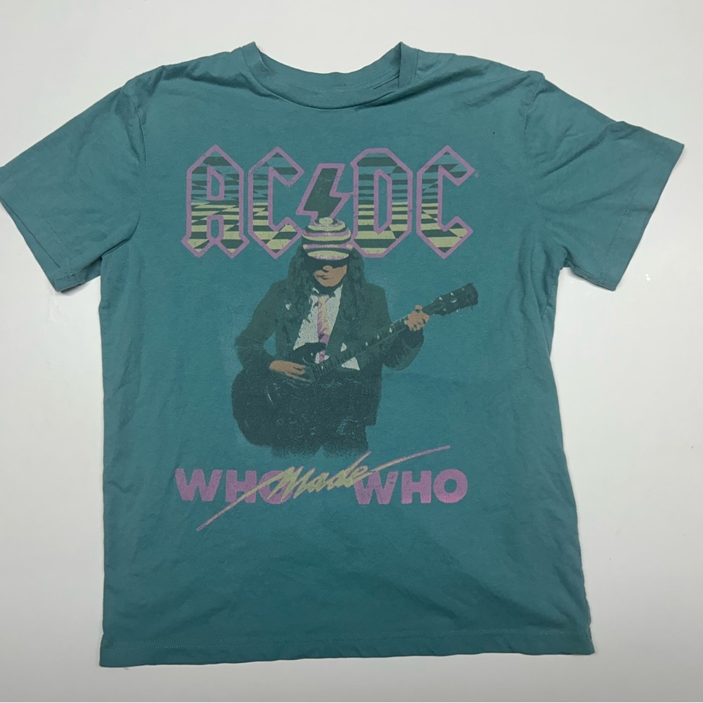 ACDC tshirt medium